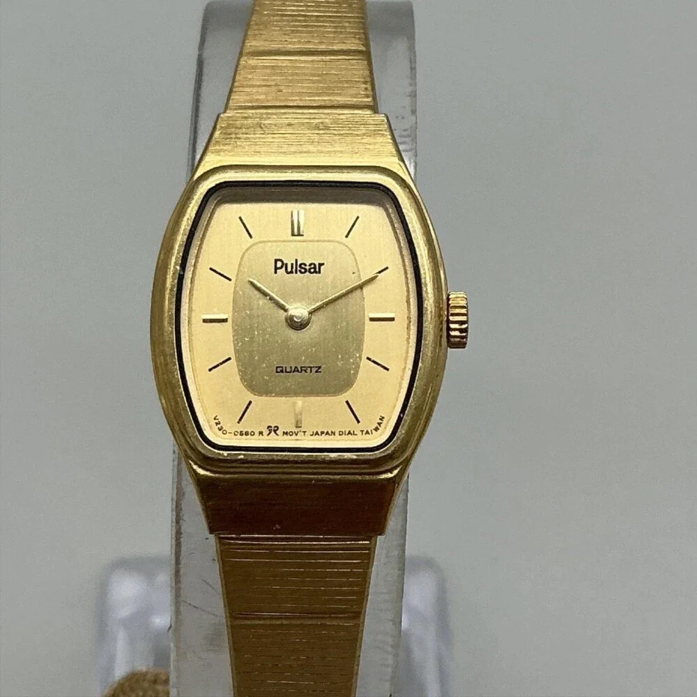 Vintage Pulsar Womens Watch 17mm Champagne Dial Gold Tone New Battery 6.75